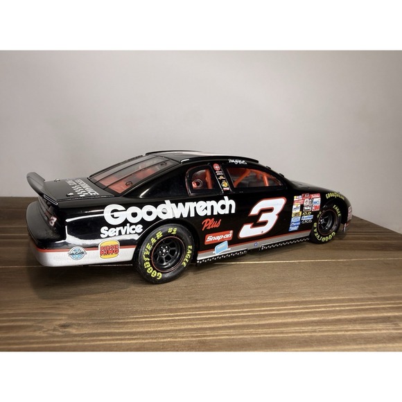 Action Racing 1999 Dale Earnhardt #3 Goodwrench 1:24 Scale Limited Edition - Picture 16 of 16